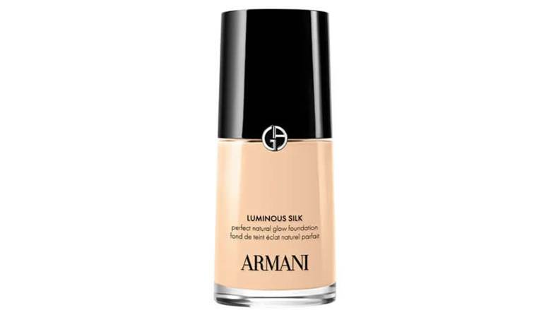 Giorgio Armani Luminous Silk foundation natural finish radiant skin lightweight